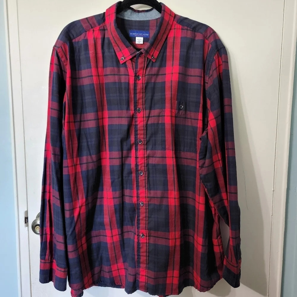 Men’s Simply Styled Red and Navy Plaid Button-Up Shirt